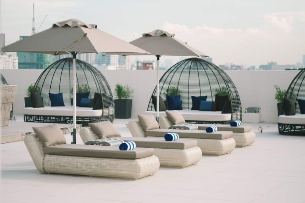 شرفة مرصوفة