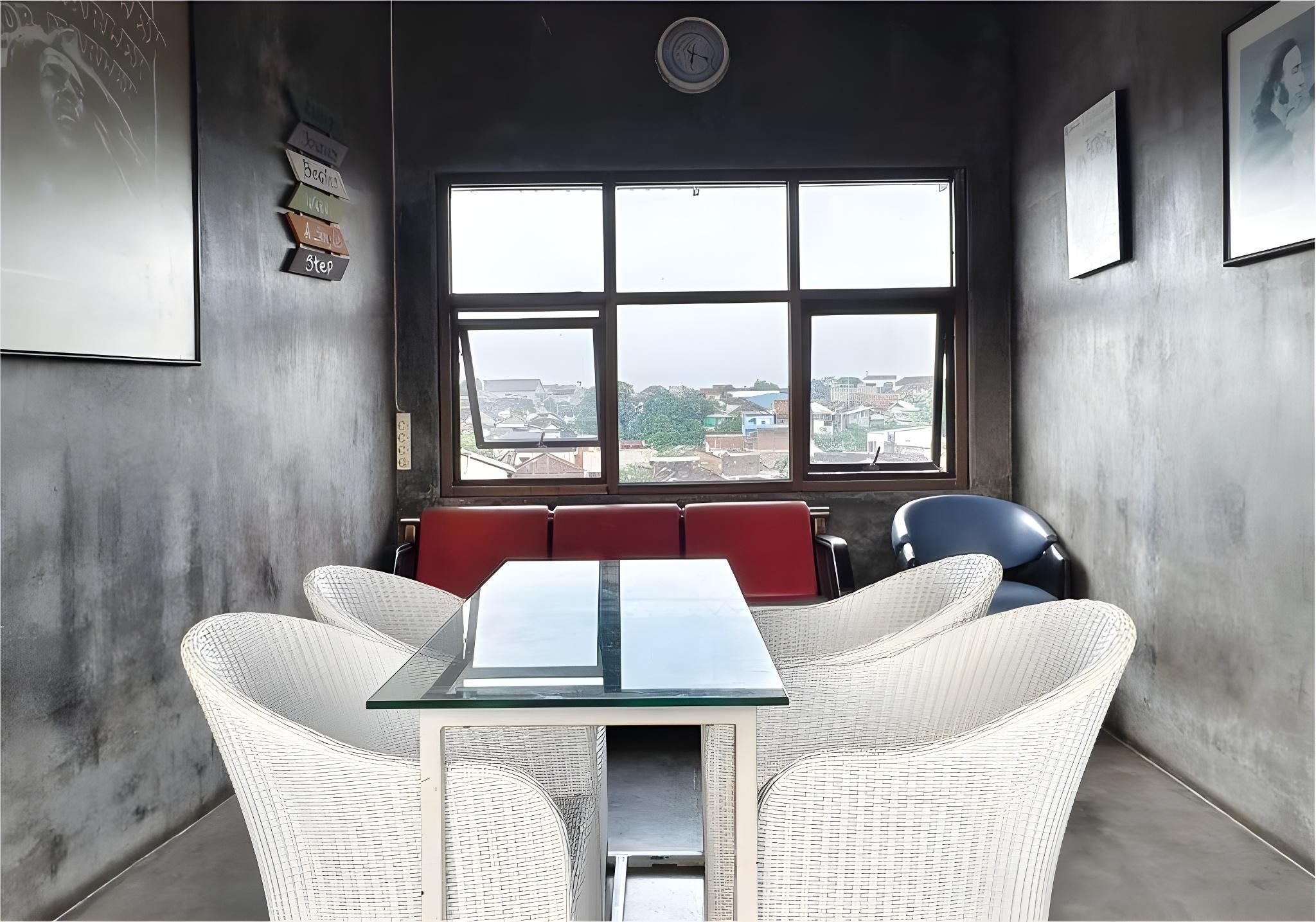 غرفة طعام صورة