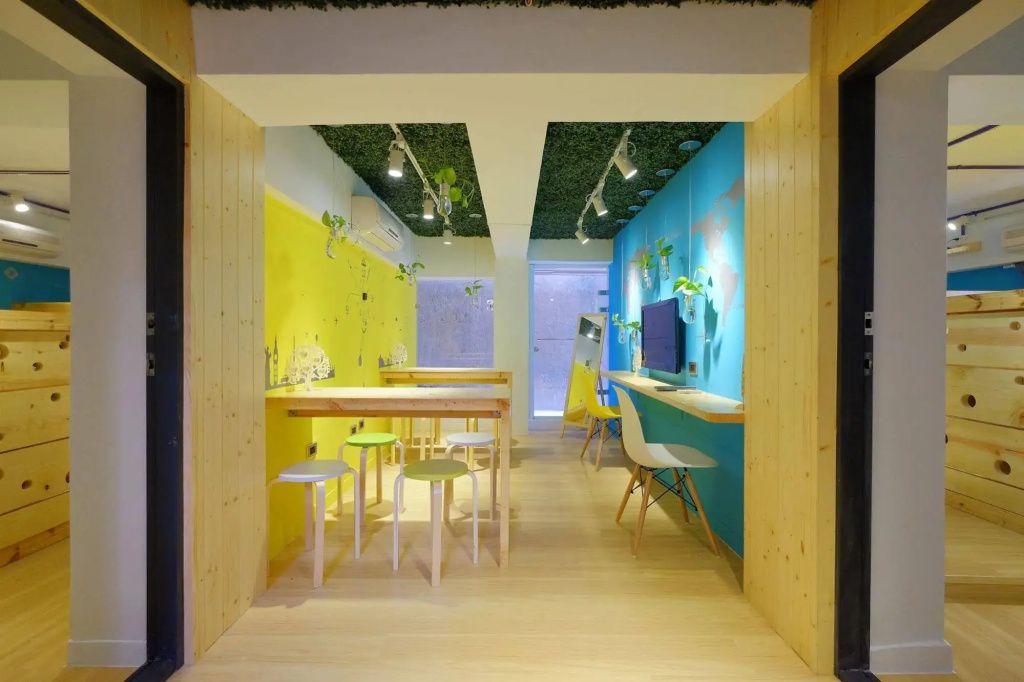 آخر