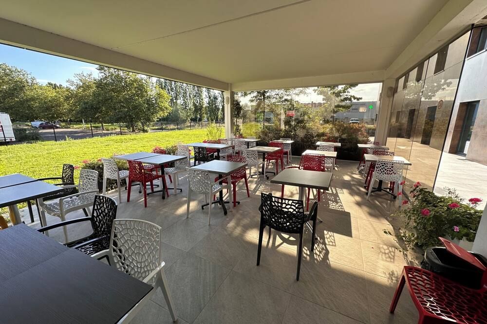 شرفة مرصوفة