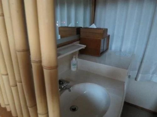 آخر