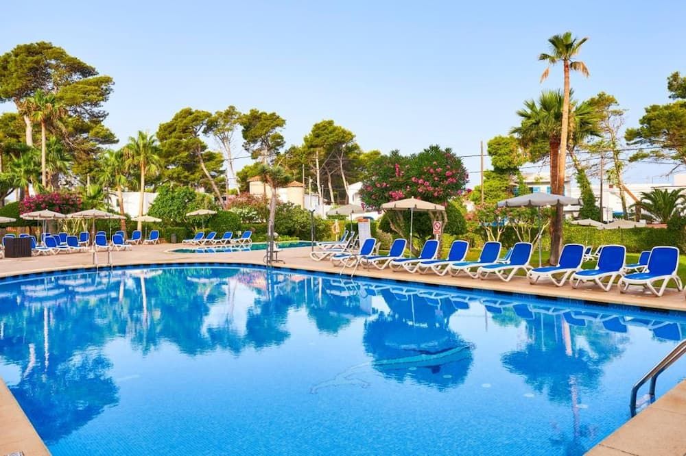 حوض السباحة صورة