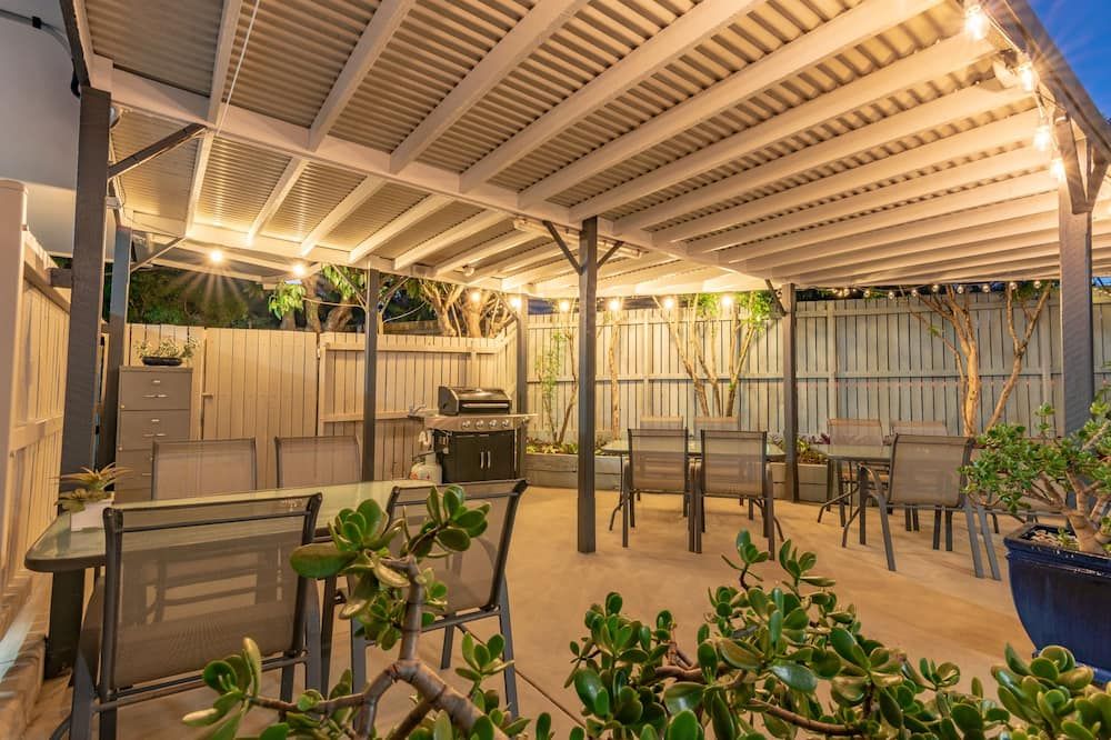 شرفة مرصوفة