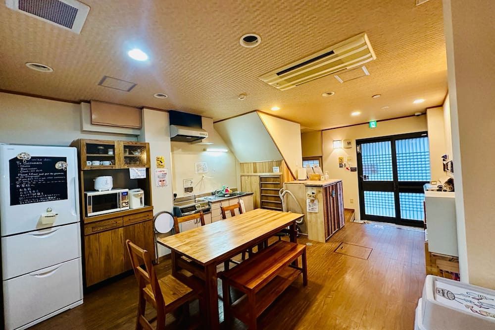 غرفة طعام صورة