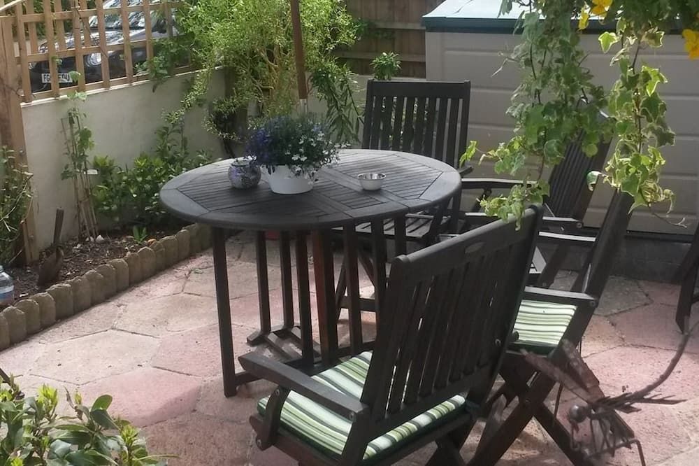 شرفة مرصوفة