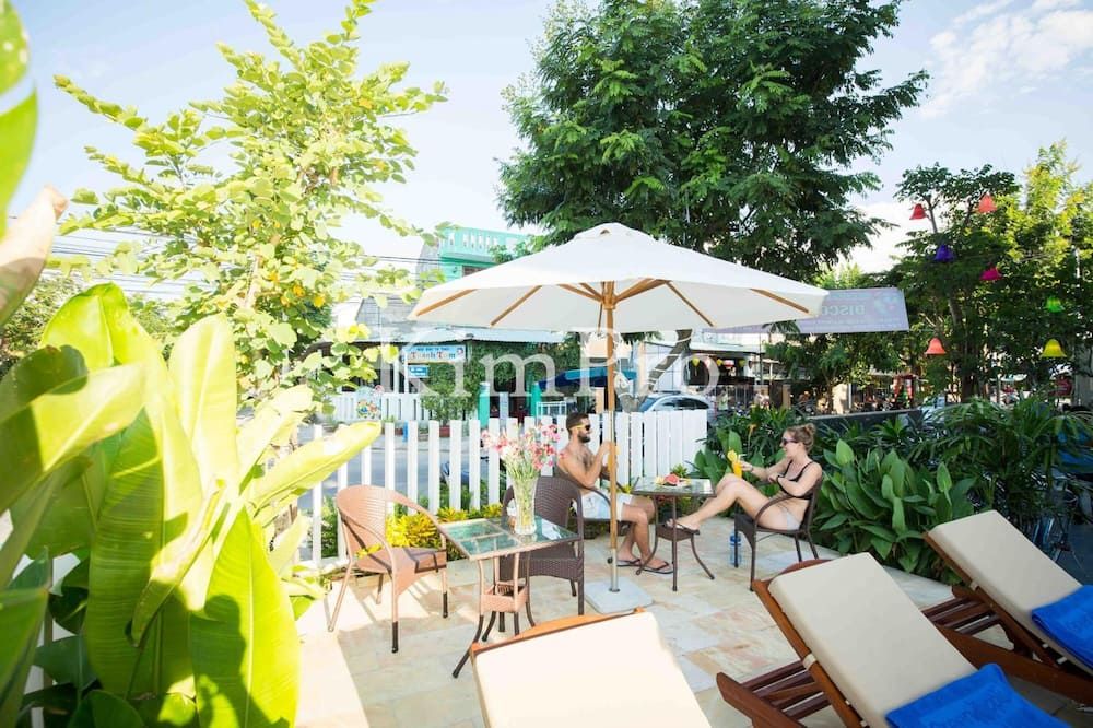 شرفة مرصوفة