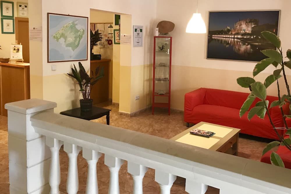 غرفة معيشة صورة