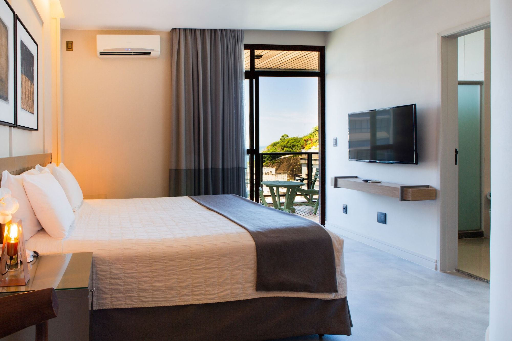آخر