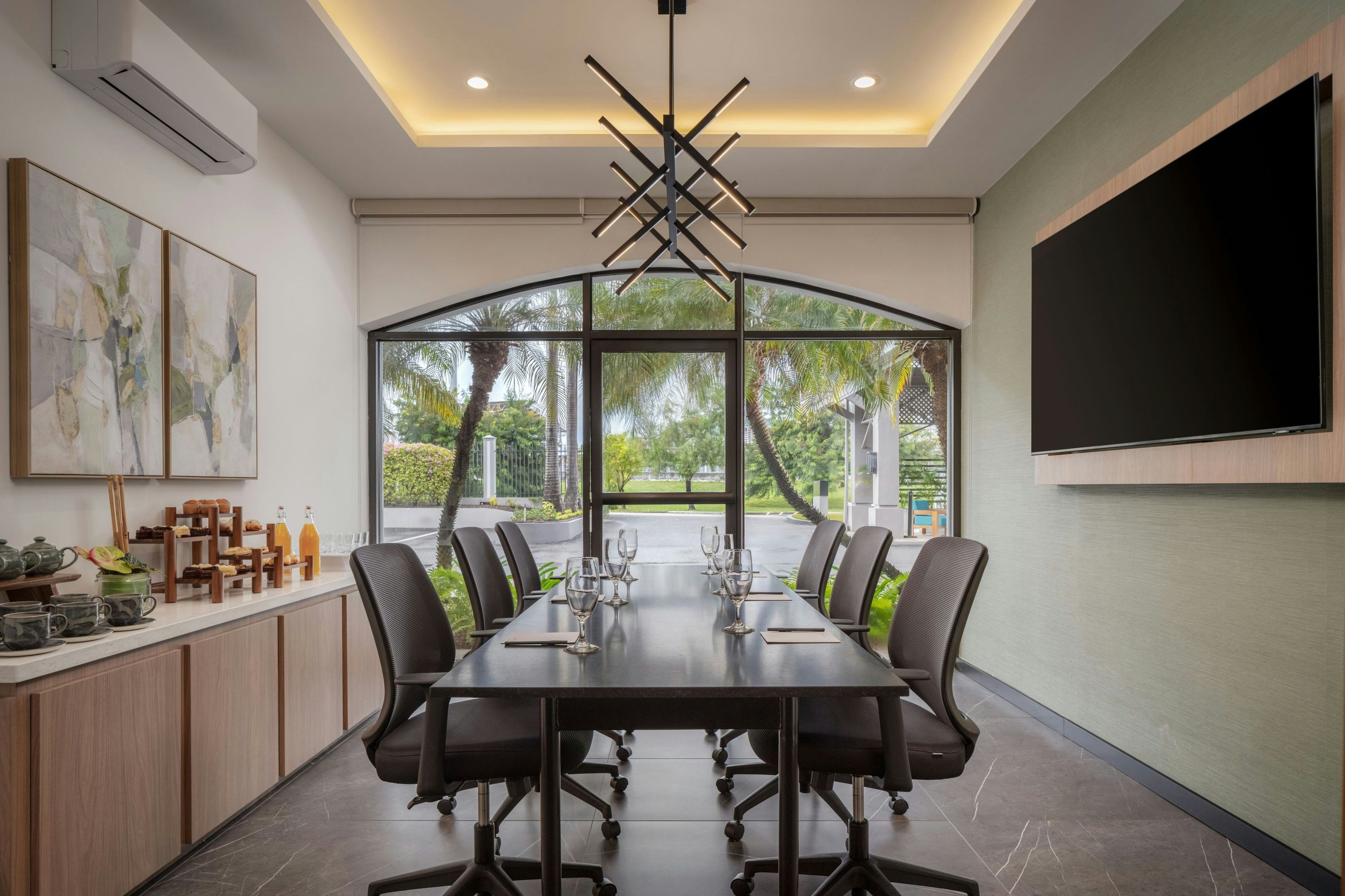 غرفة الاجتماعات