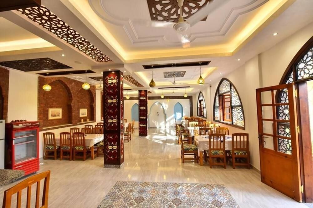 مطعم صورة