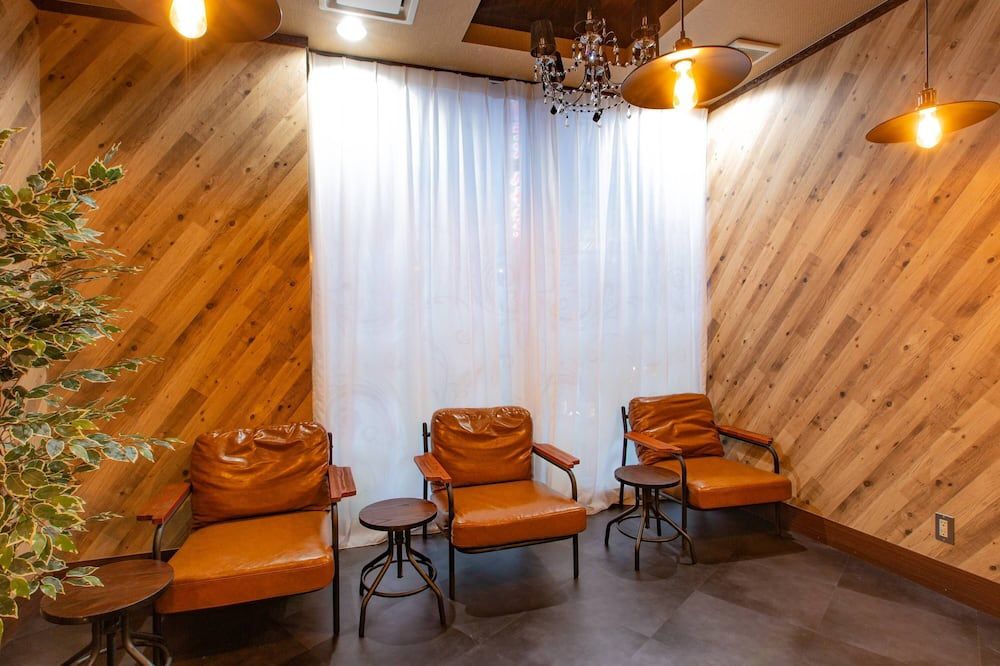 آخر