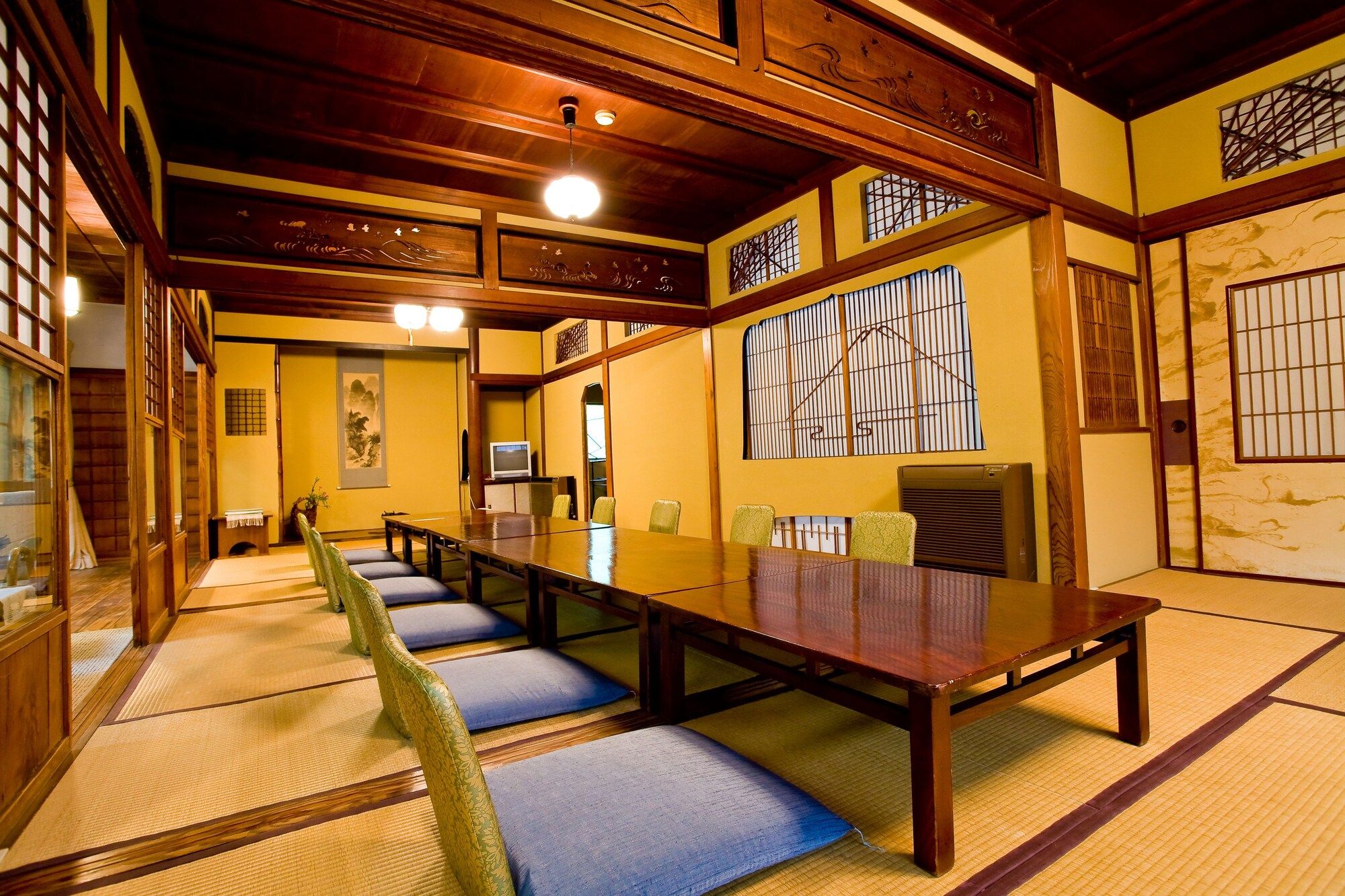 غرفة طعام صورة