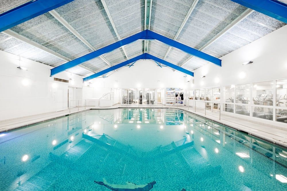 حوض السباحة صورة