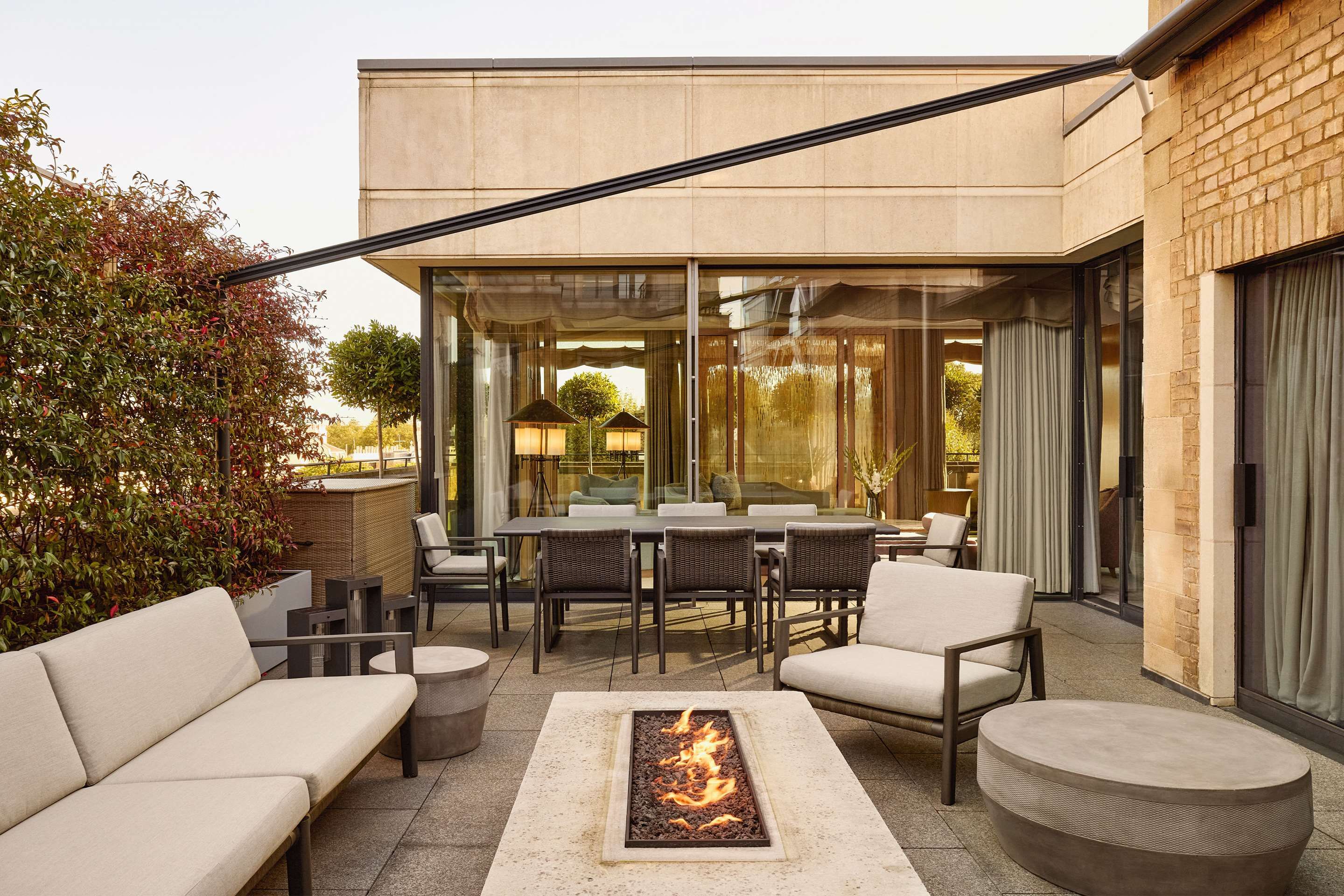 شرفة مرصوفة