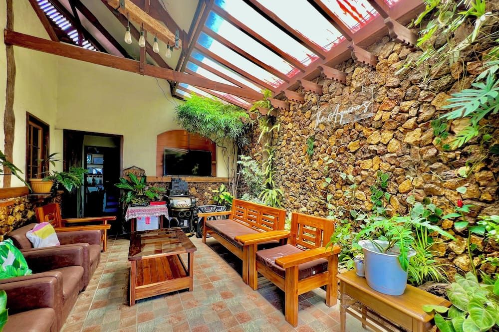 شرفة مرصوفة