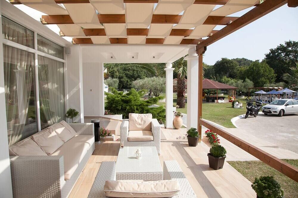 شرفة مرصوفة صورة