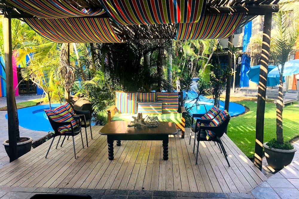 شرفة مرصوفة صورة