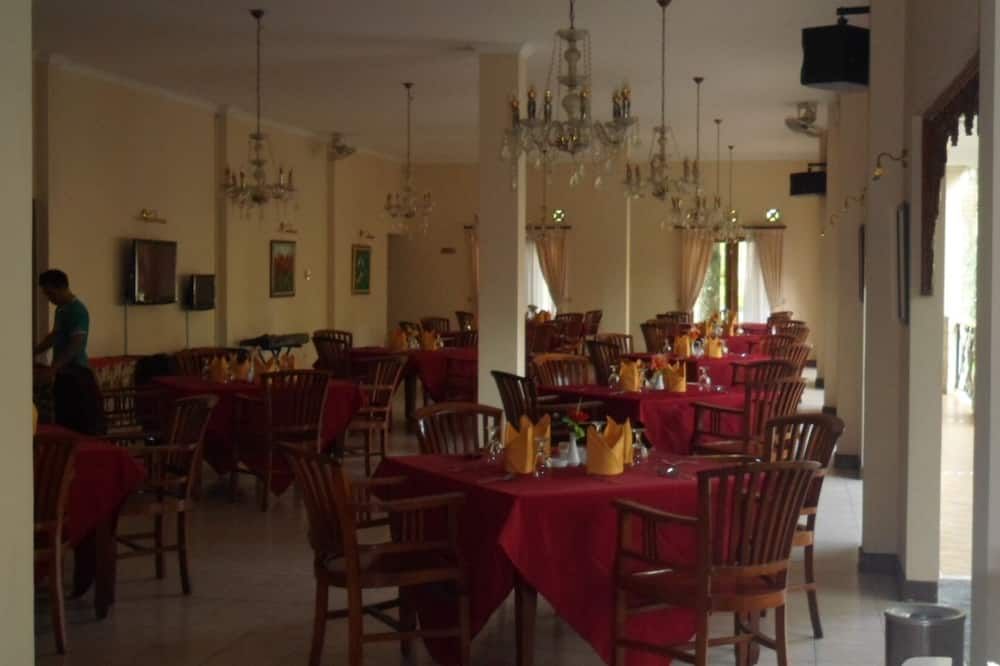 مطعم