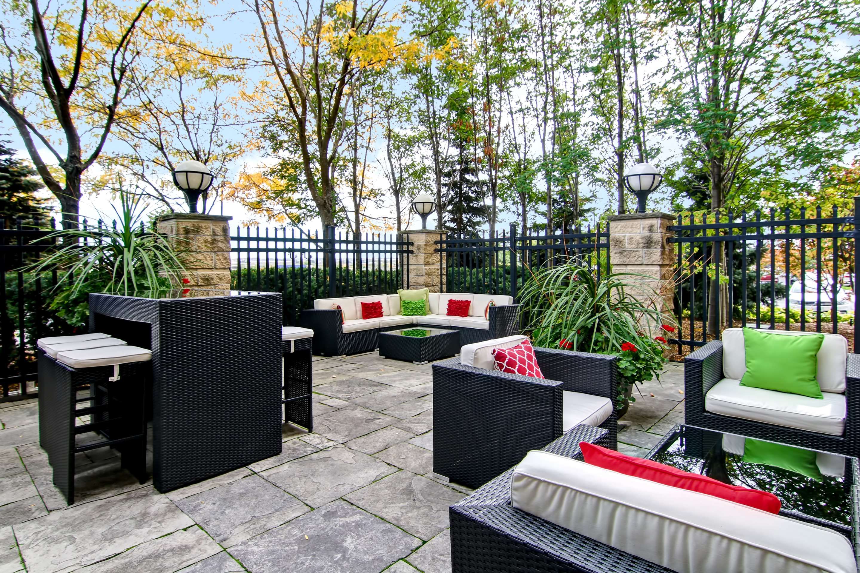 شرفة مرصوفة