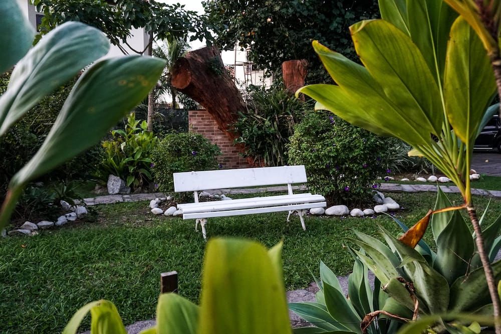 شرفة مرصوفة
