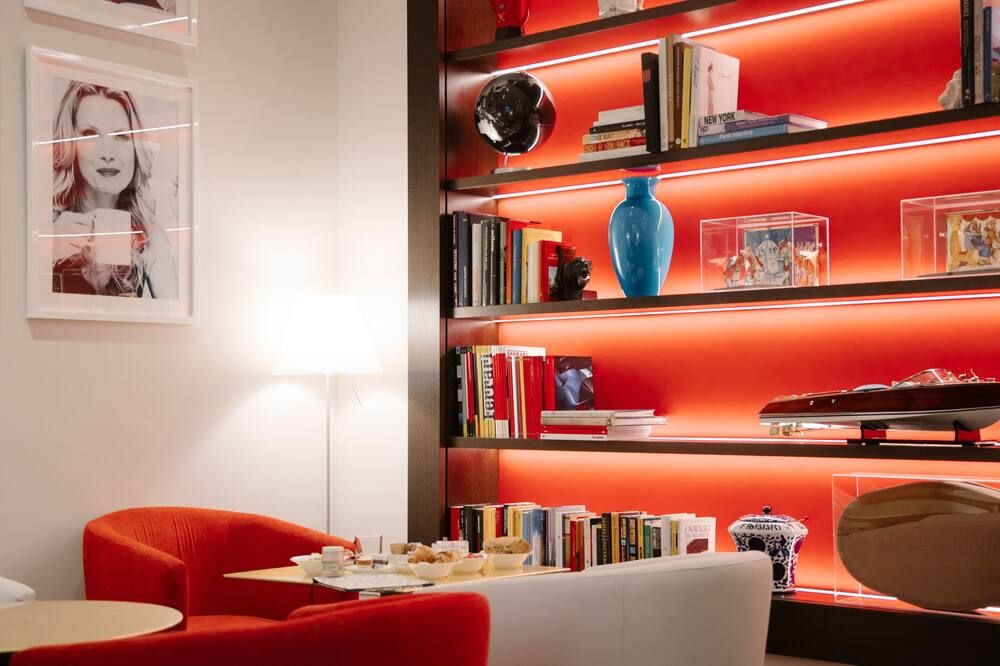 غرفة الاجتماعات