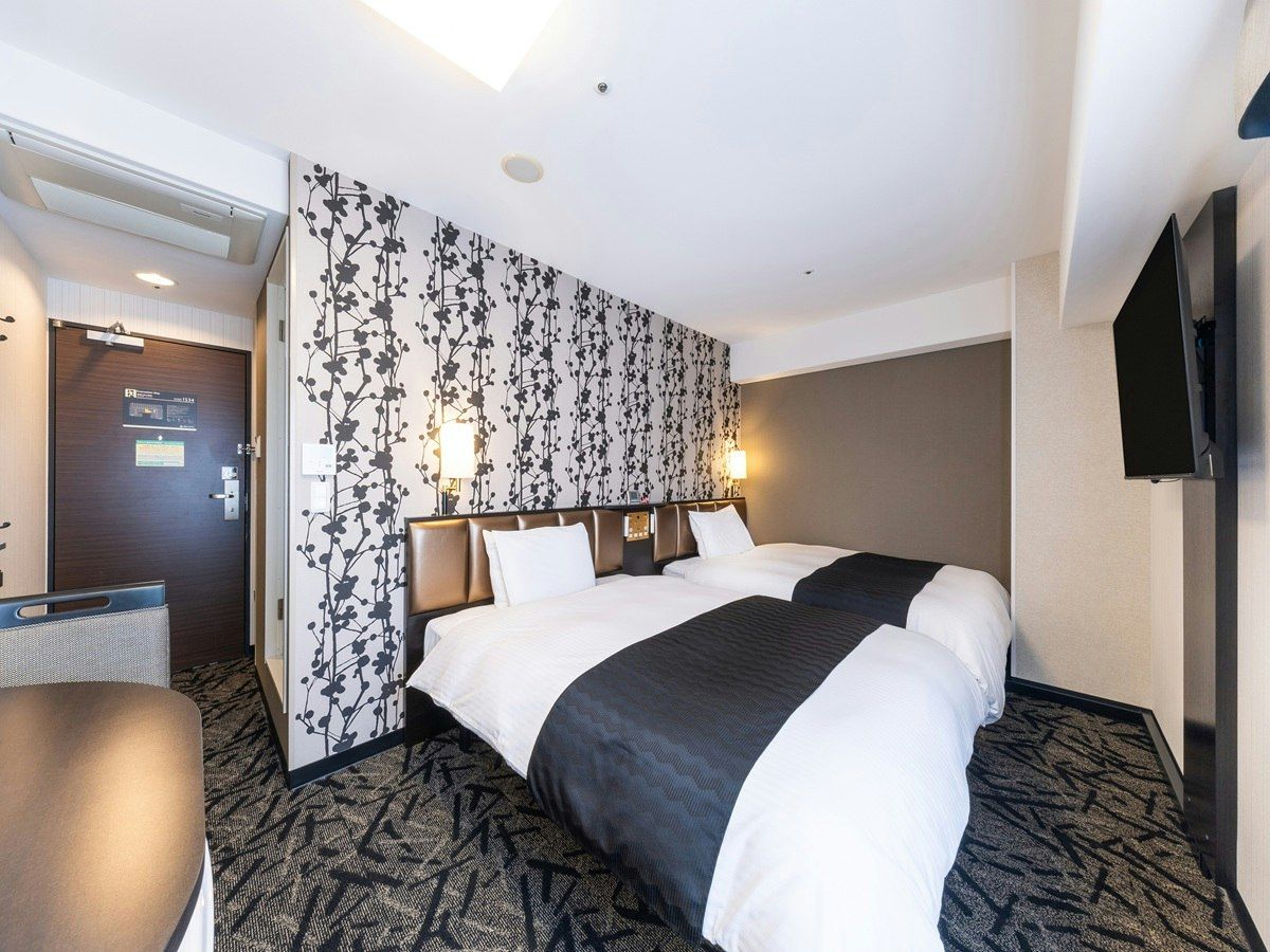 آخر