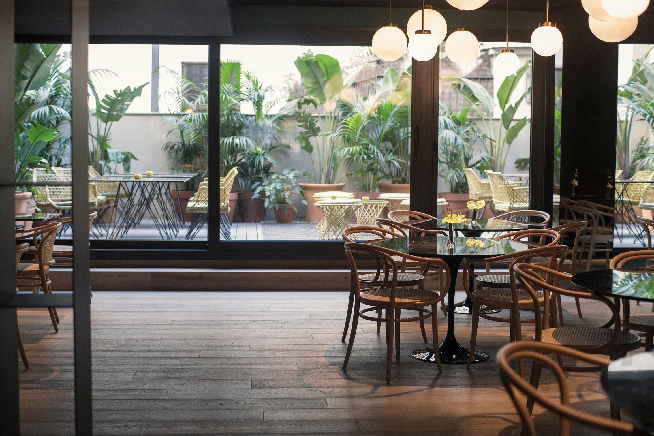 شرفة مرصوفة