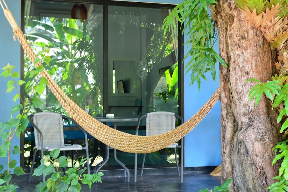 شرفة مرصوفة