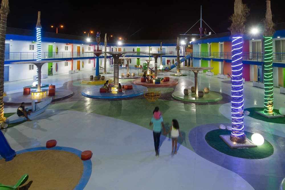 آخر