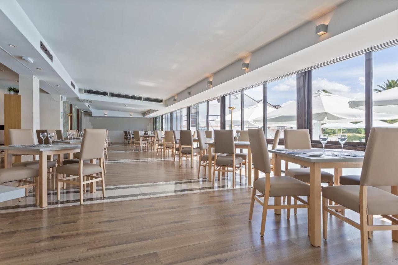 مطعم