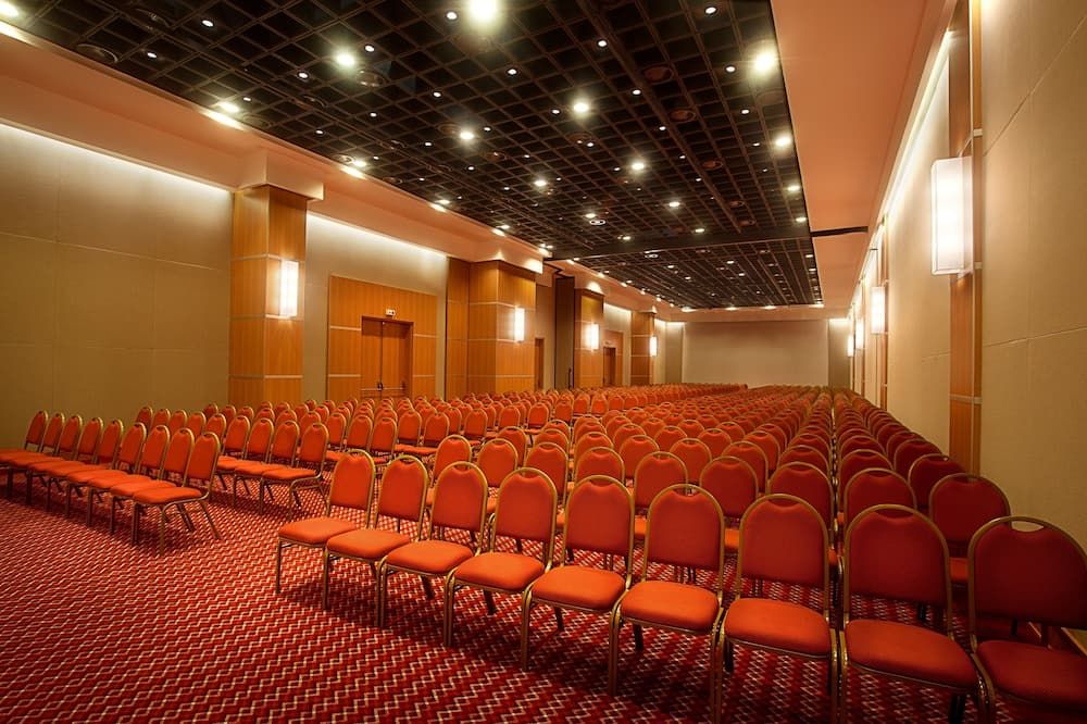 غرفة الاجتماعات