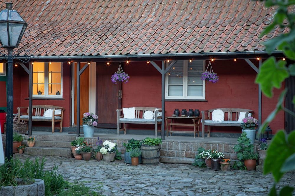 شرفة مرصوفة