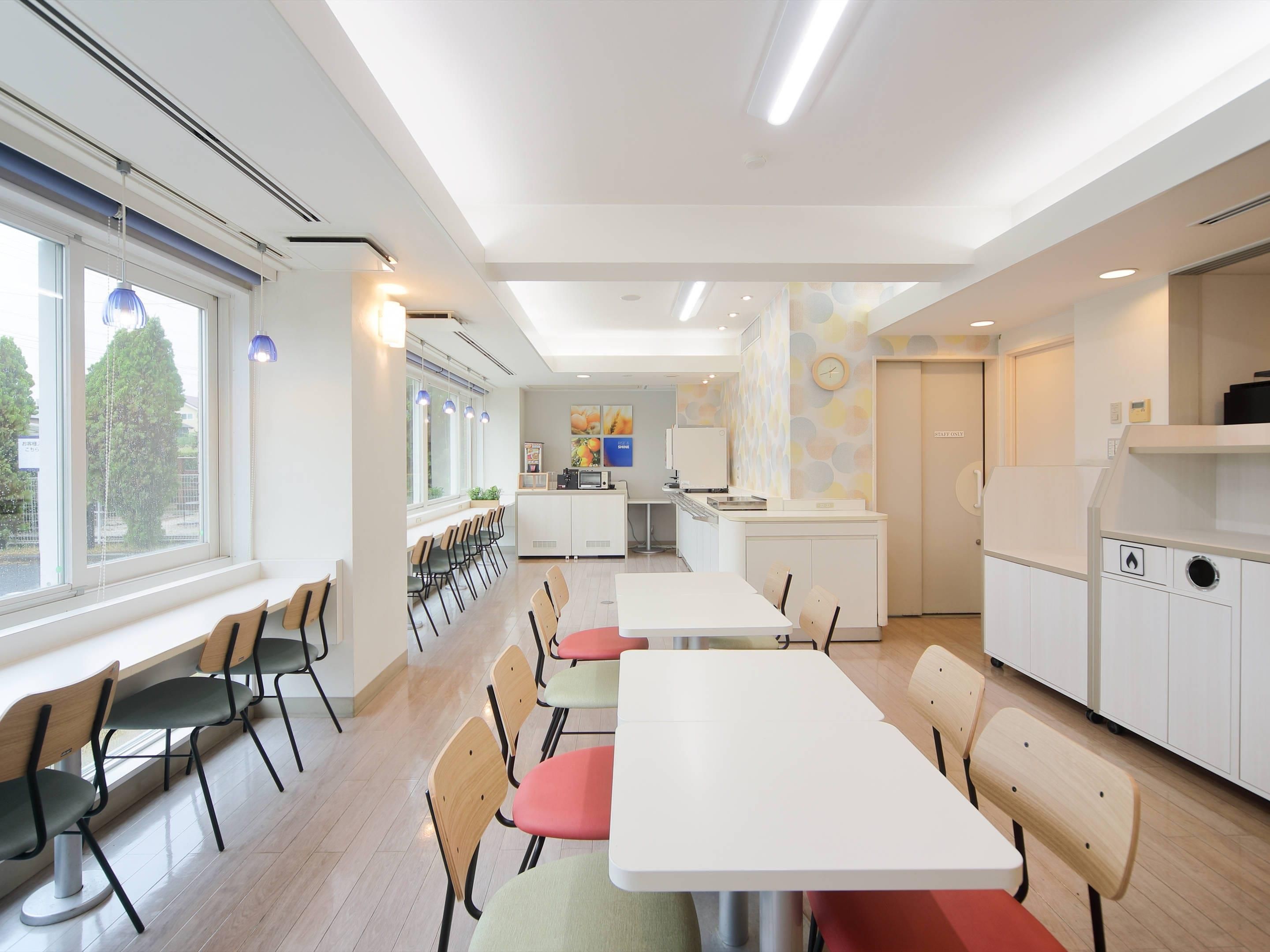 غرفة طعام صورة