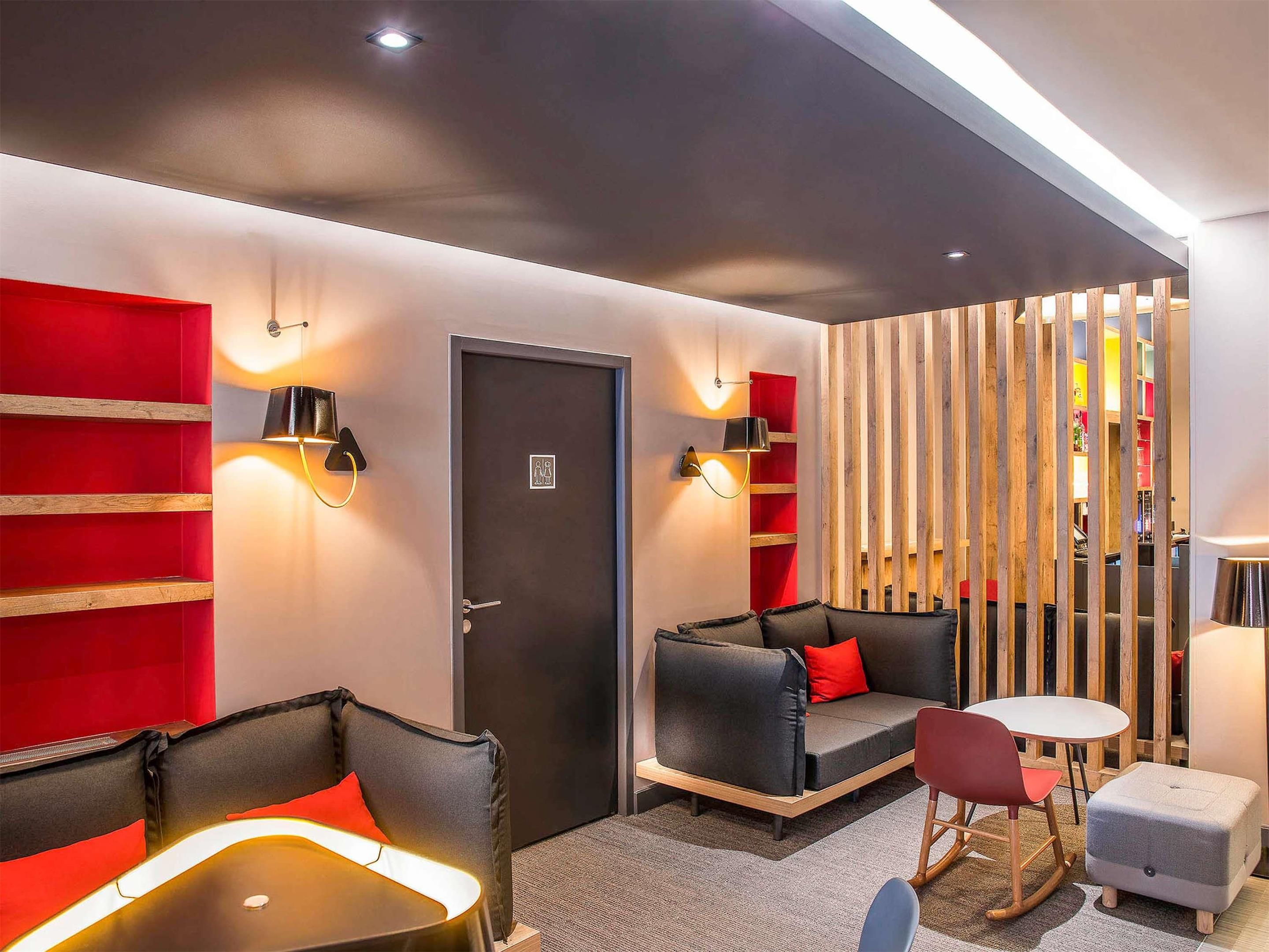 غرفة معيشة صورة