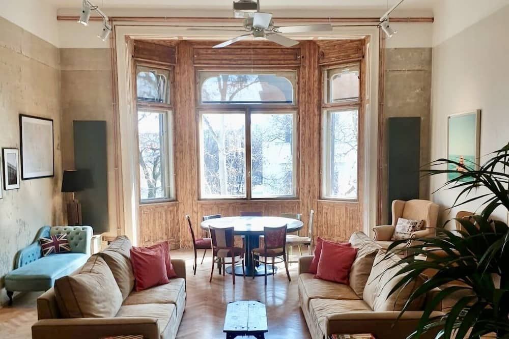 غرفة معيشة صورة