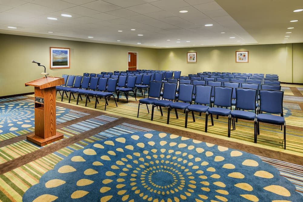 غرفة الاجتماعات