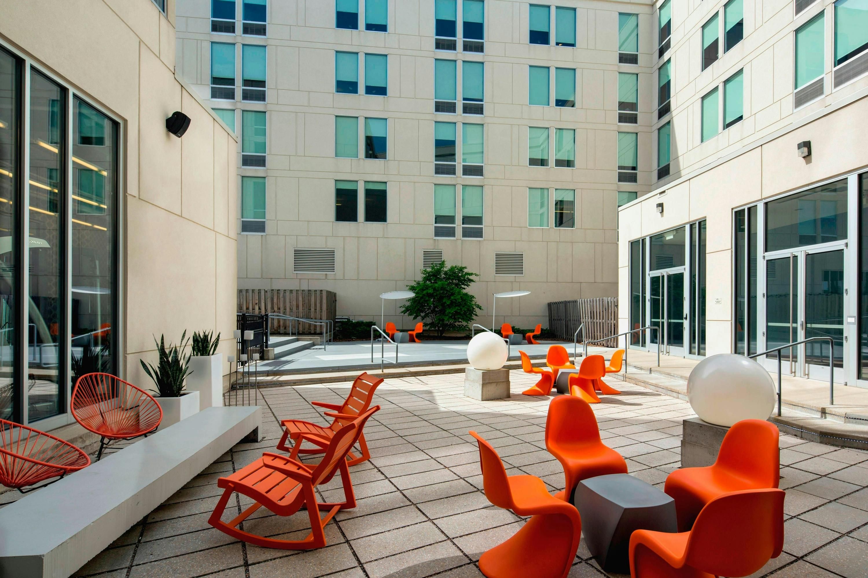 شرفة مرصوفة