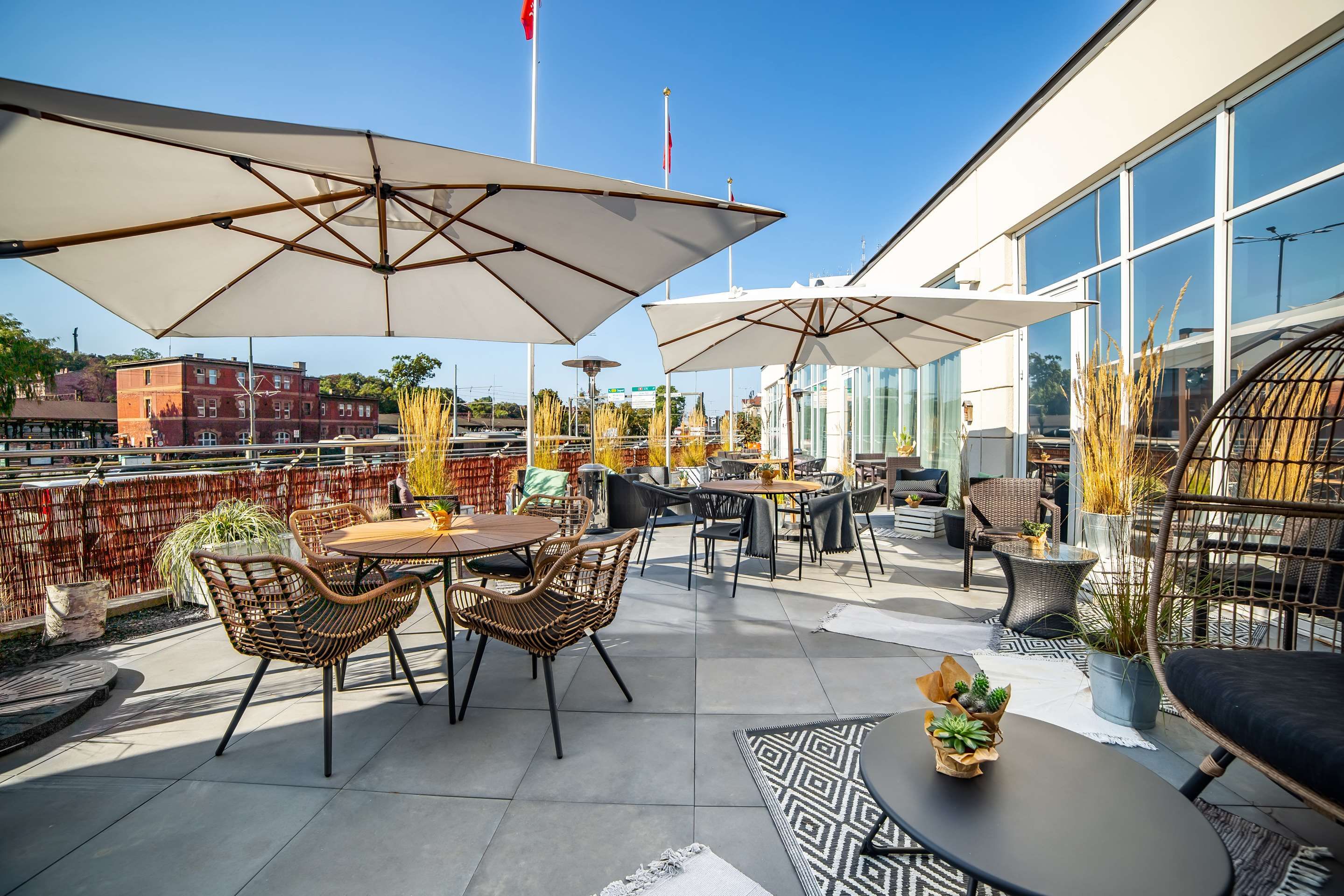 شرفة مرصوفة صورة