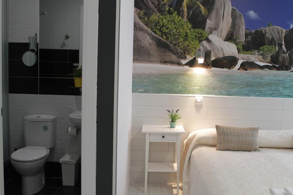 آخر