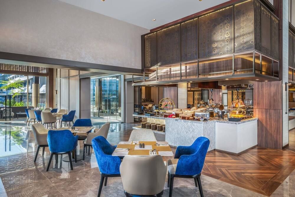 مطعم