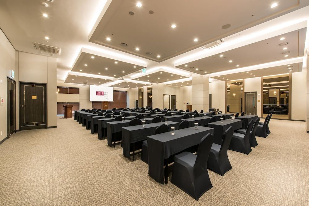 غرفة الاجتماعات