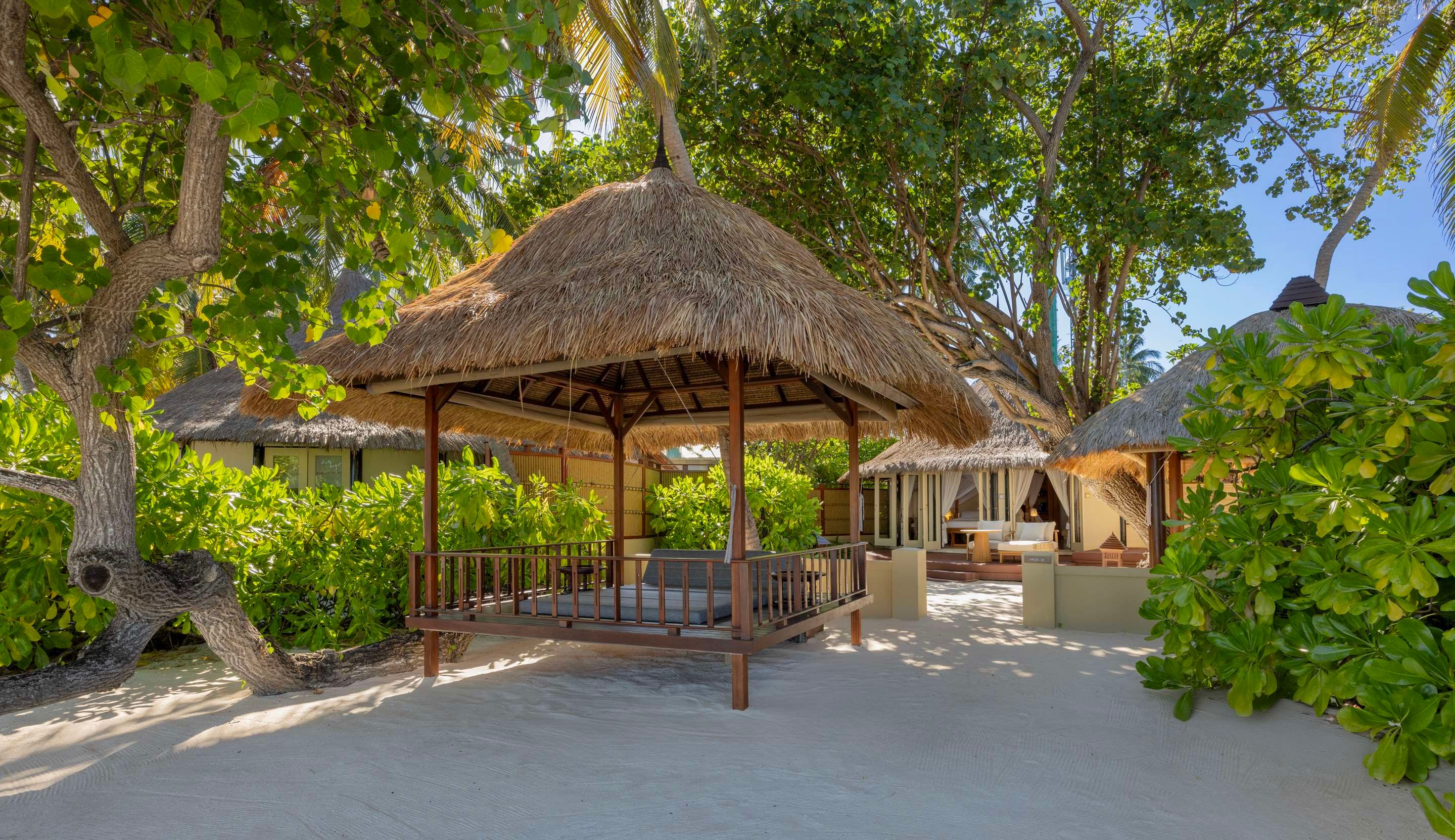 شرفة مرصوفة