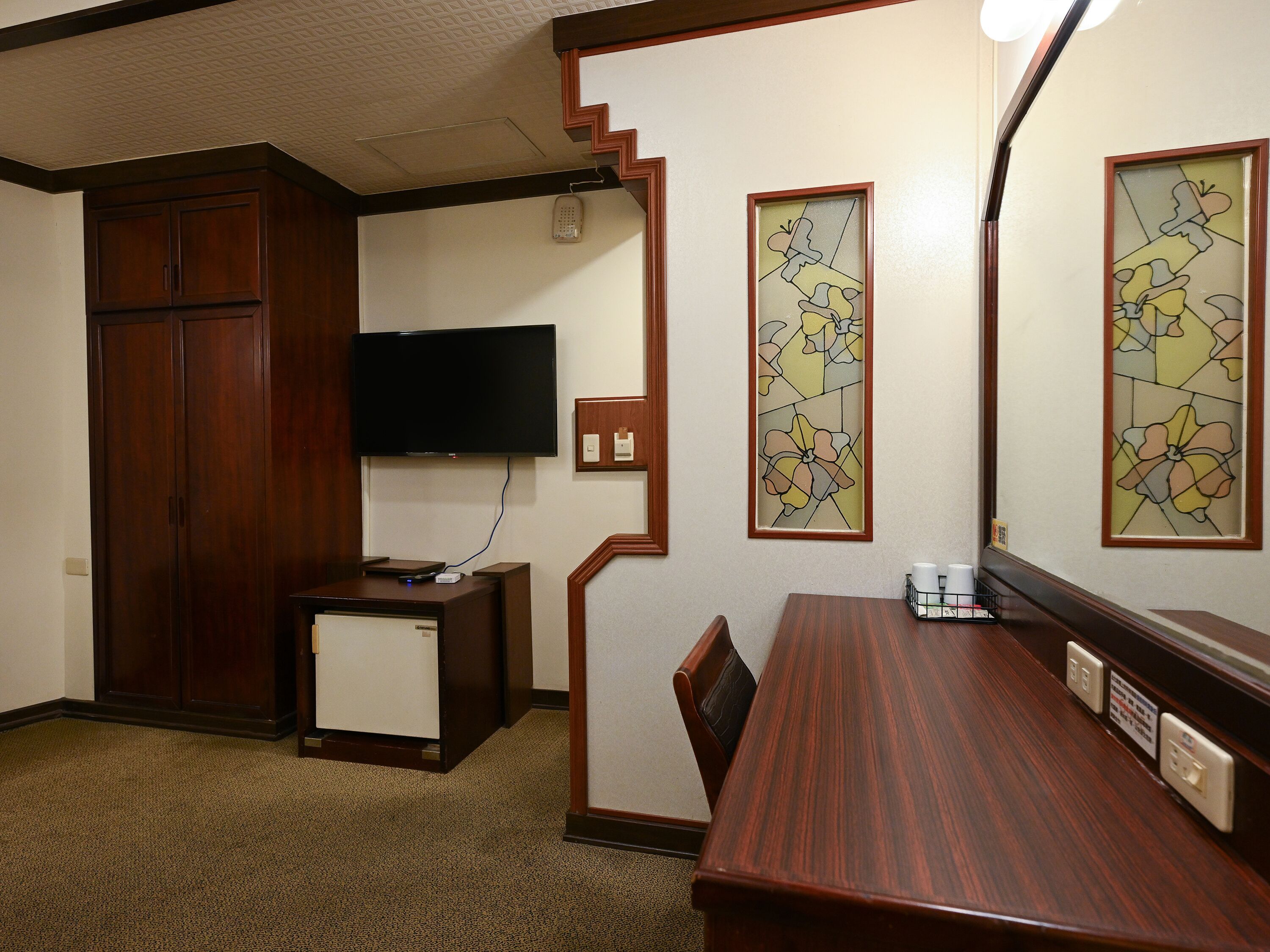 آخر