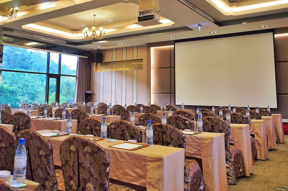 غرفة الاجتماعات