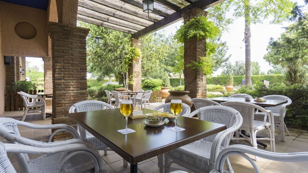 شرفة مرصوفة