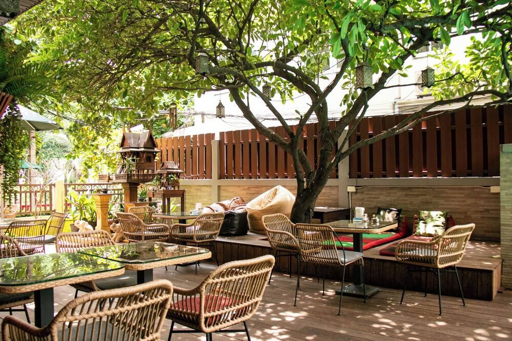 شرفة مرصوفة