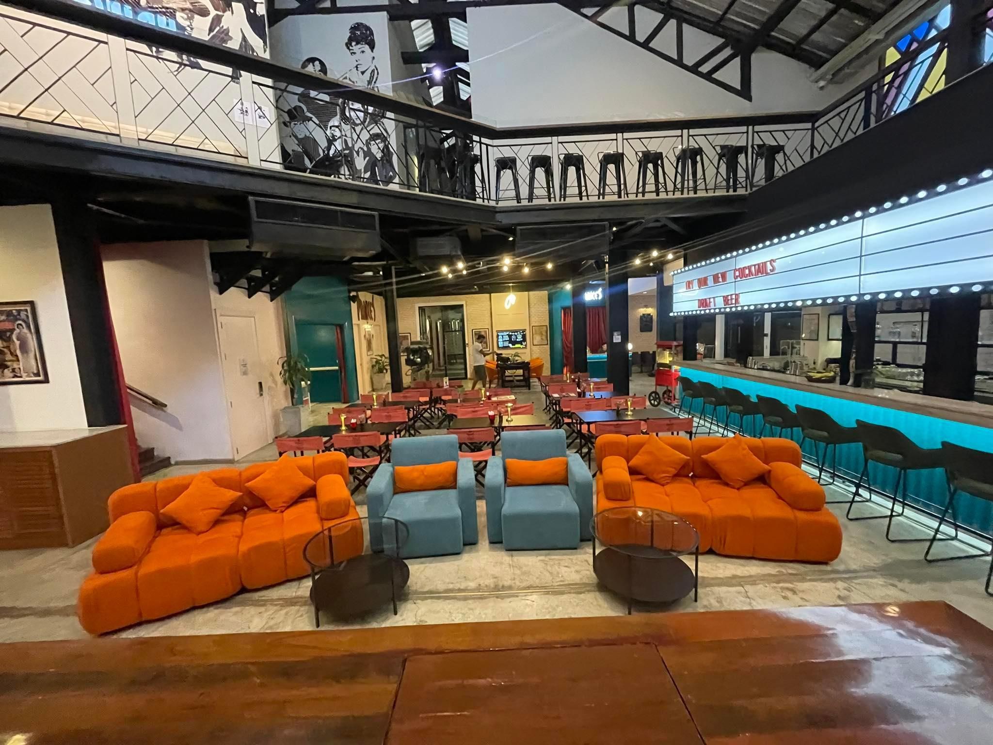 مطعم