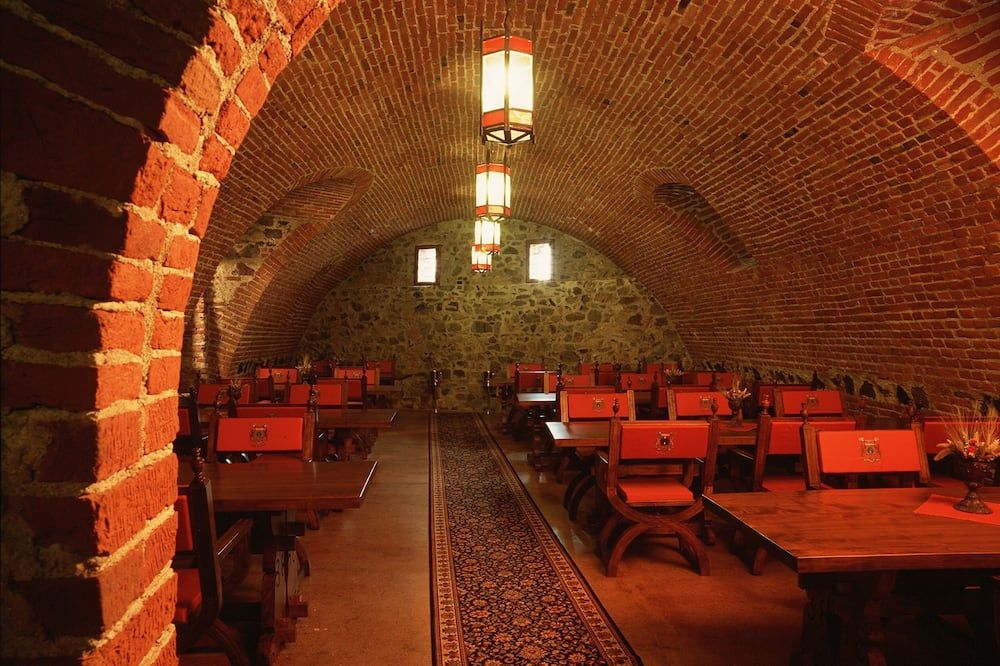 مطعم