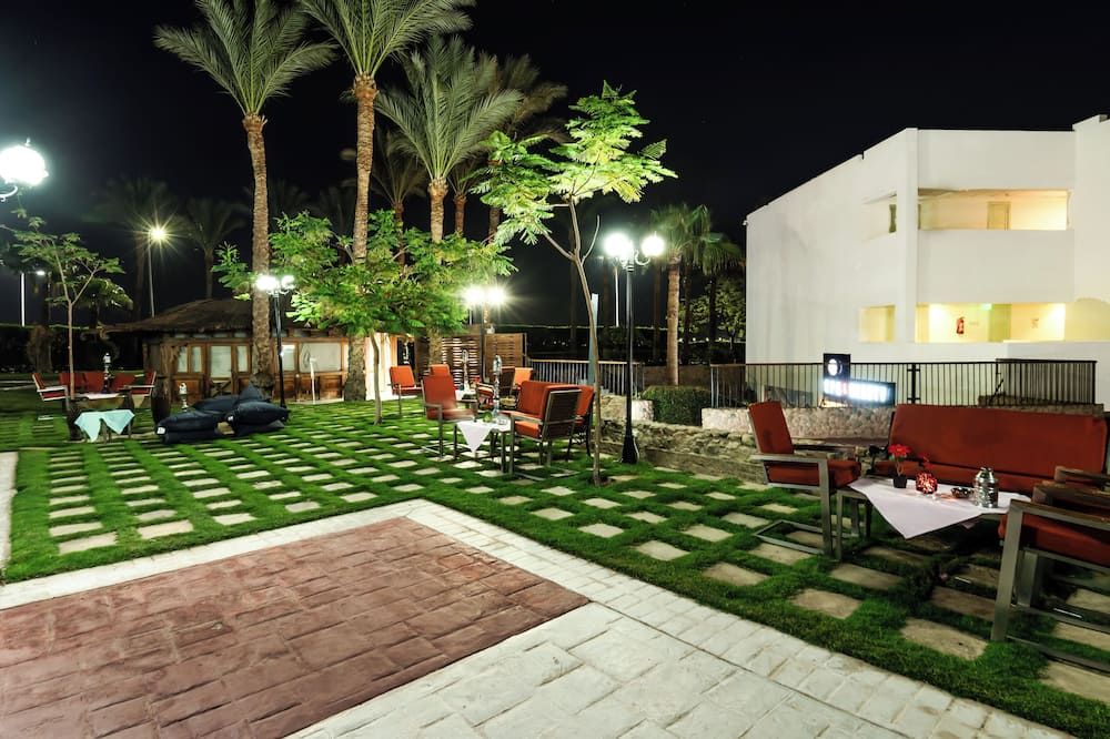 شرفة مرصوفة