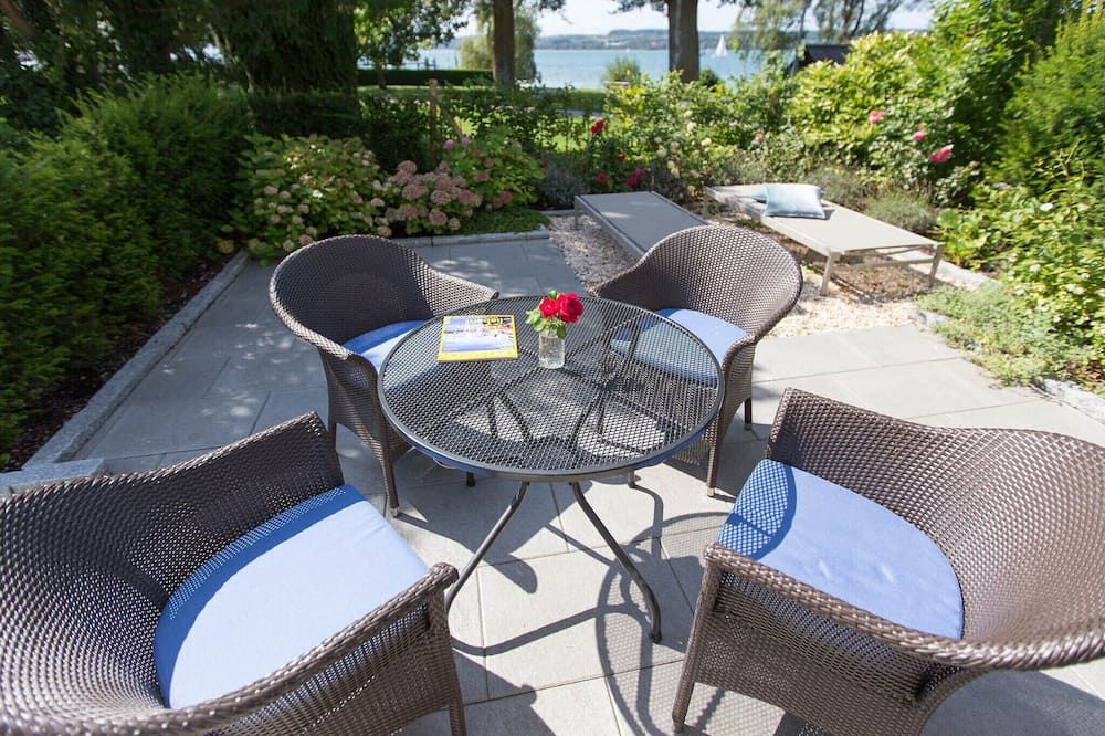 شرفة مرصوفة